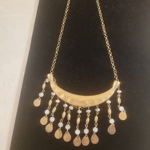 WOMAN'S FASHION JEWELRY GOLD TONE 20" LONG BIB NECKLACE